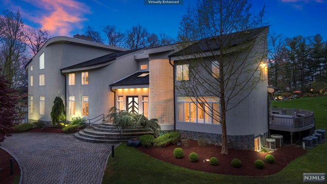 Photo 1 of 39 Cameron Road, Saddle River, New Jersey, $3,580,000, Web #: 324011818