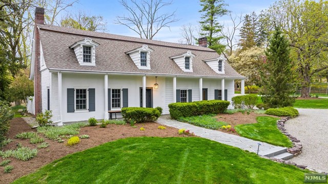 Property for Sale at 933 Saddle River Road, Ho-Ho-Kus, New Jersey - Bedrooms: 5 
Bathrooms: 5 
Rooms: 11  - $2,495,000