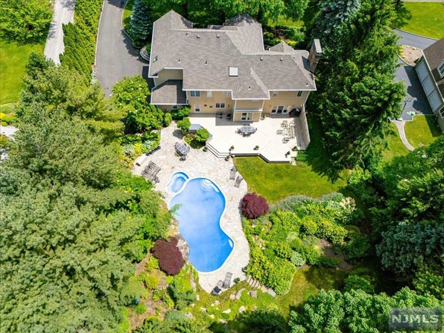 Property for Sale at 30 Sunflower Drive, Upper Saddle River, New Jersey - Bedrooms: 5 
Bathrooms: 5 
Rooms: 12  - $2,550,000