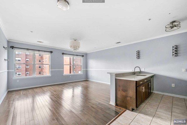 Property for Sale at 25 Duncan Court, Jersey City, New Jersey - Bedrooms: 2 
Bathrooms: 1 
Rooms: 4  - $2,500