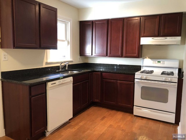 Rental Property at 396 Union Avenue, Rutherford, New Jersey - Bedrooms: 4 
Bathrooms: 2 
Rooms: 9  - $3,700 MO.