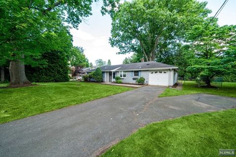 150 Ramview Avenue, Ramsey, NJ 07446 - #: 24020210