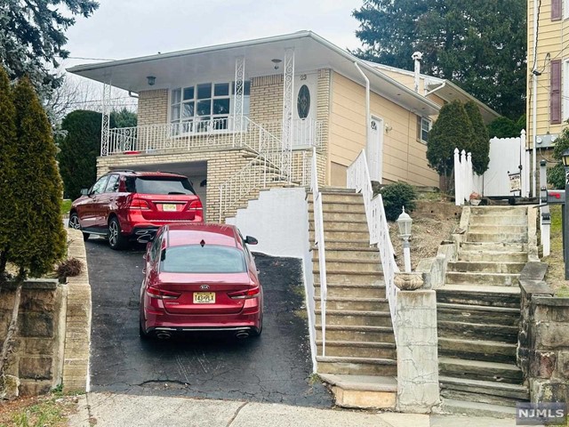 Property for Sale at 23 Midland Avenue, Kearny, New Jersey - Bedrooms: 4 
Bathrooms: 2 
Rooms: 12  - $619,000