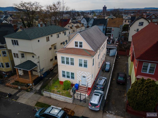 Property for Sale at 466468 26th Street, Paterson, New Jersey - Bedrooms: 5 
Bathrooms: 4 
Rooms: 12  - $601,000