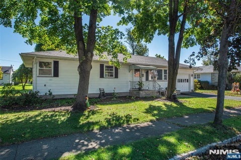 Photo for 104 Oak Street