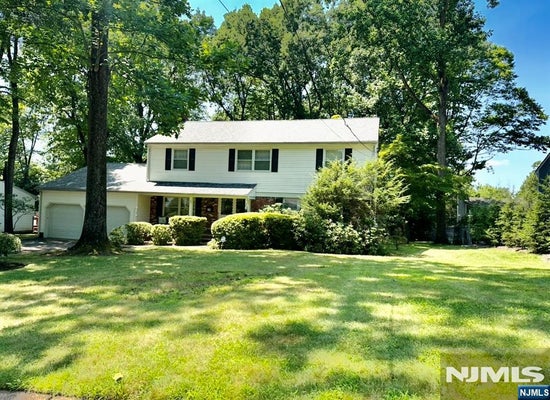 24 TREMONT TER, LIVINGSTON, NJ 07039 - Image 01a853e8002e625b6098111e0773d3af/2969484075