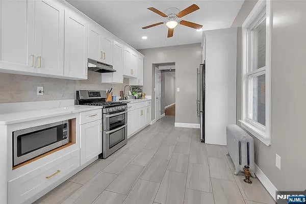 231 GARSIDE ST, NEWARK, NJ 07104 - Image 022bed13f5cccb6a2e9747f65e8d812b/3105762032