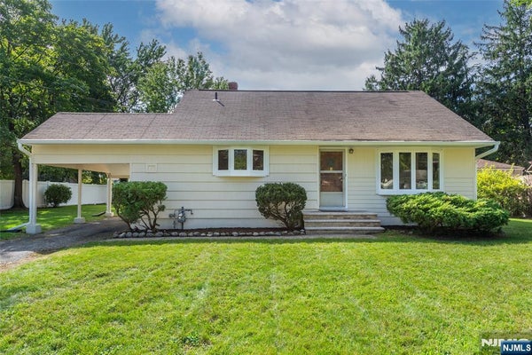 8 JOHN ST, LINCOLN PARK, NJ 07035 - Image 0348e8f7f0df7174a03e166ebf035f33/4151224710