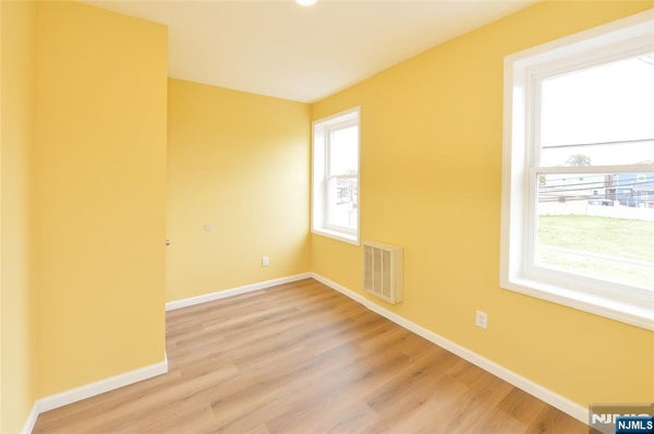 29 DODD ST APT 2, BLOOMFIELD, NJ 07003 - Image 0407b42ca044bf7b4f6e4a04be9f7a0d/3953277503