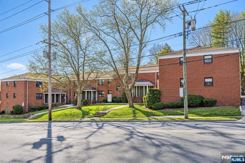 Photo for 295 Essex Street 295A
