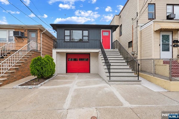 4314 COTTAGE AVE, NORTH BERGEN, NJ 07047 - Image 086e929d24a3e7cb33fda3944624924e/1377815824