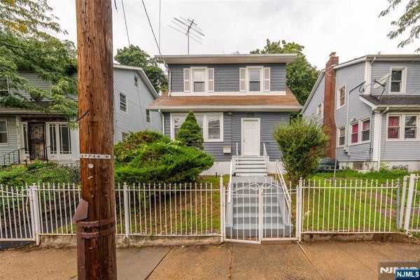 125 PINE GROVE TER, NEWARK, NJ 07106 - Image 0b88f3167a195b855e1b43bc3be9cdaa/2307632158