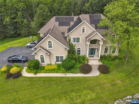 Photo for 5 Carpenter Place