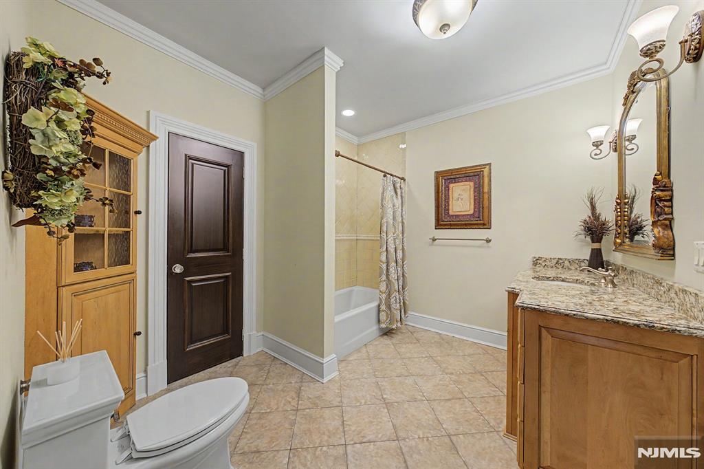 30 Fred St, Old Tappan, NJ, 07675, USA, 6 Bedrooms Bedrooms, ,6 BathroomsBathrooms,Residential,Active,30 Fred St,26011092