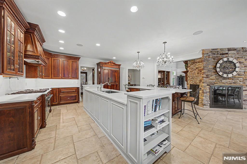 30 Fred St, Old Tappan, NJ, 07675, USA, 6 Bedrooms Bedrooms, ,6 BathroomsBathrooms,Residential,Active,30 Fred St,26011092