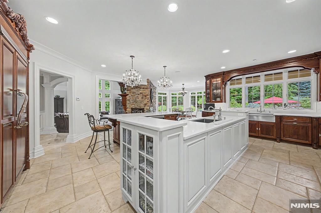 30 Fred St, Old Tappan, NJ, 07675, USA, 6 Bedrooms Bedrooms, ,6 BathroomsBathrooms,Residential,Active,30 Fred St,26011092