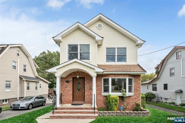 303 HICKORY ST, TEANECK, NJ 07666 - Image 11e135b767ecdfc60ca35e44dfd0f5bf/64712971