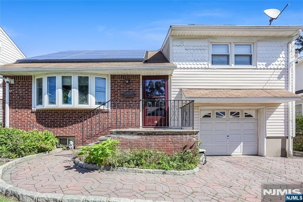 131 LAKE ST, ENGLEWOOD, NJ 07631 - Image 125bd5b6a7e2e2d89d463cbdc3363bfc/3054236732