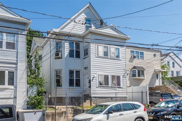 985 E 23RD ST # 987, PATERSON, NJ 07513 - Image 157bfb05ca2e03f614d73f66cab5b1df/89876632