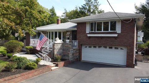 Photo for 225 Somerset Road