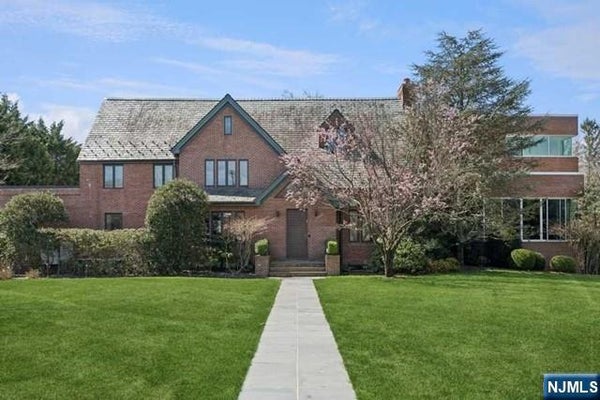 532 WINTHROP RD, TEANECK, NJ 07666 - Image 1ffcb5c581440bf763fa57bca95aa91e/3916820949