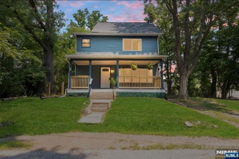 Photo for 30 Henderson Street