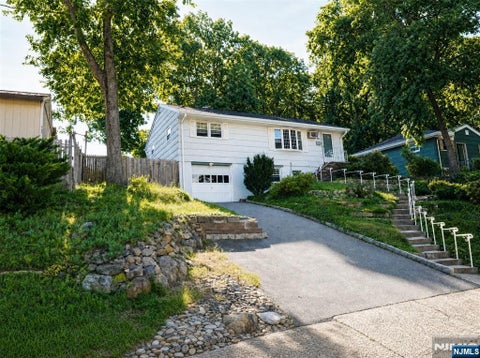 Photo for 50 Knolls Road