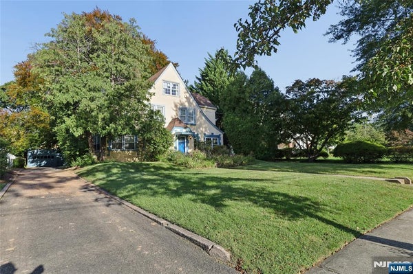 156 CORNELL AVE, HAWTHORNE, NJ 07506 - Image 229ed8f4ea978ecd14b2bfb72ab8b983/4206113548