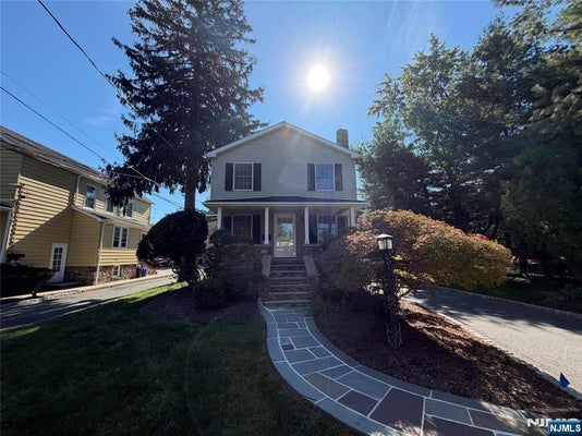 26 MILTON ST, CRESSKILL, NJ 07626 - Image 236d4df9ce59eaff9c85aaea9d92c99a/2525728111