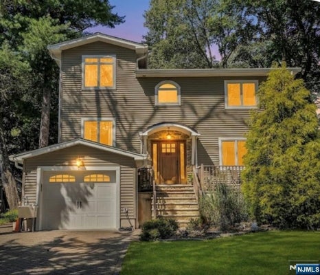 237 CEDAR LN, RIVER VALE, NJ 07675 - Image 250b53ce3fd1ee7f4e01e5d31ec5b90a/2082156557