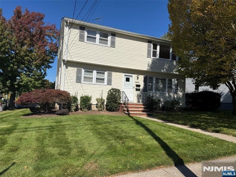 Photo for 1 Underhill Court