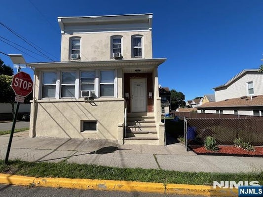 570 BROAD ST, CARLSTADT, NJ 07072 - Image 303cd31ff38ab2ff2c19d8095be31e6e/2550420216