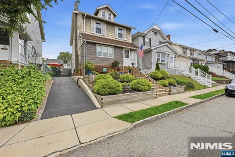 Photo for 15 Adelaide Street