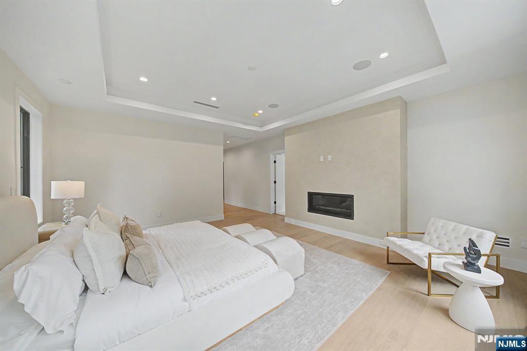 592 Piermont Rd, Demarest, NJ, 07627, USA, 7 Bedrooms Bedrooms, ,8 BathroomsBathrooms,Residential,Contingent,592 Piermont Rd,25042760