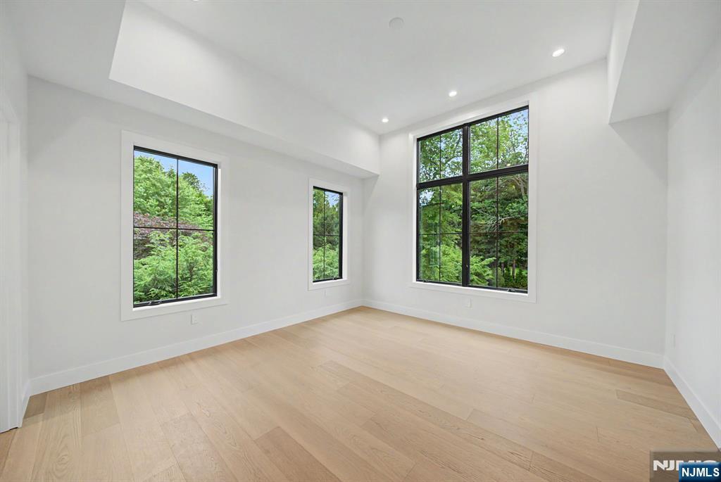 592 Piermont Rd, Demarest, NJ, 07627, USA, 7 Bedrooms Bedrooms, ,8 BathroomsBathrooms,Residential,Contingent,592 Piermont Rd,25042760