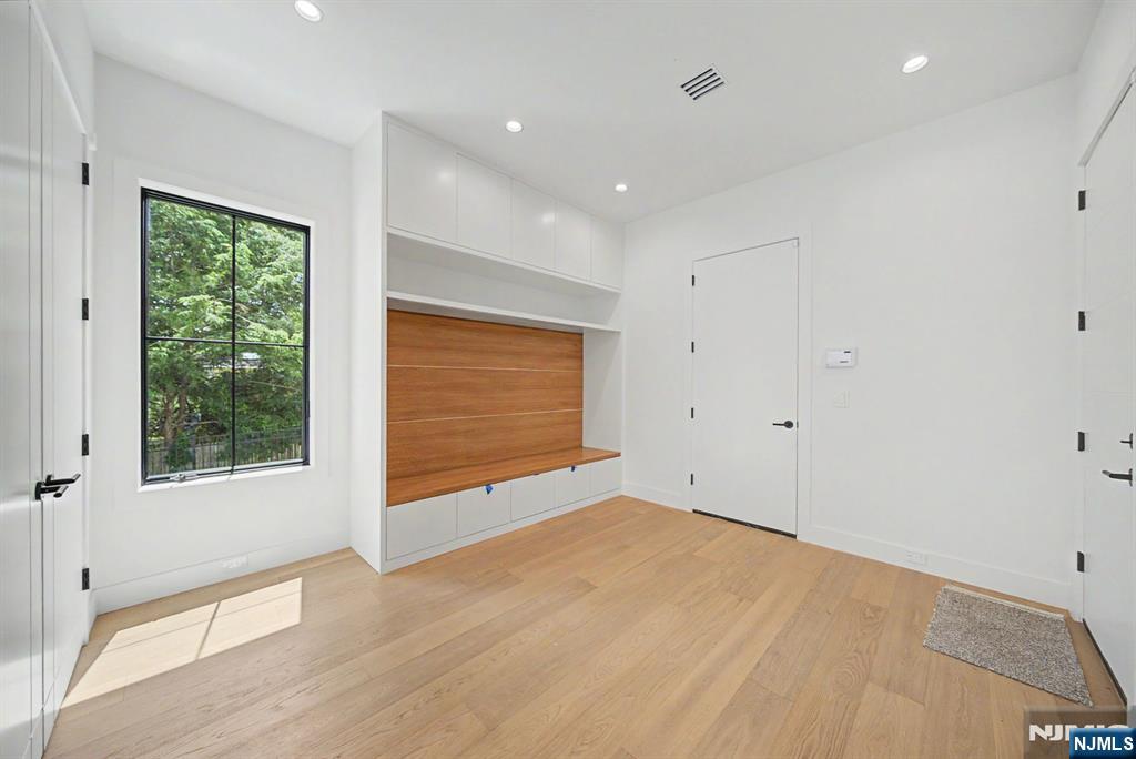592 Piermont Rd, Demarest, NJ, 07627, USA, 7 Bedrooms Bedrooms, ,8 BathroomsBathrooms,Residential,Contingent,592 Piermont Rd,25042760
