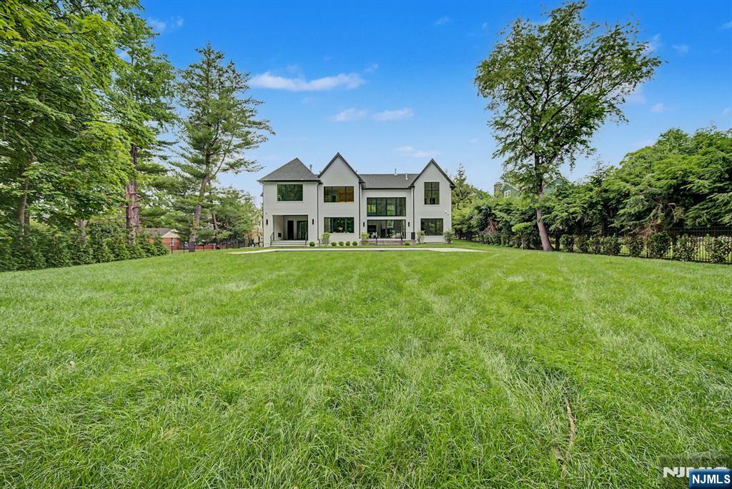 592 Piermont Rd, Demarest, NJ, 07627, USA, 7 Bedrooms Bedrooms, ,8 BathroomsBathrooms,Residential,Contingent,592 Piermont Rd,25042760