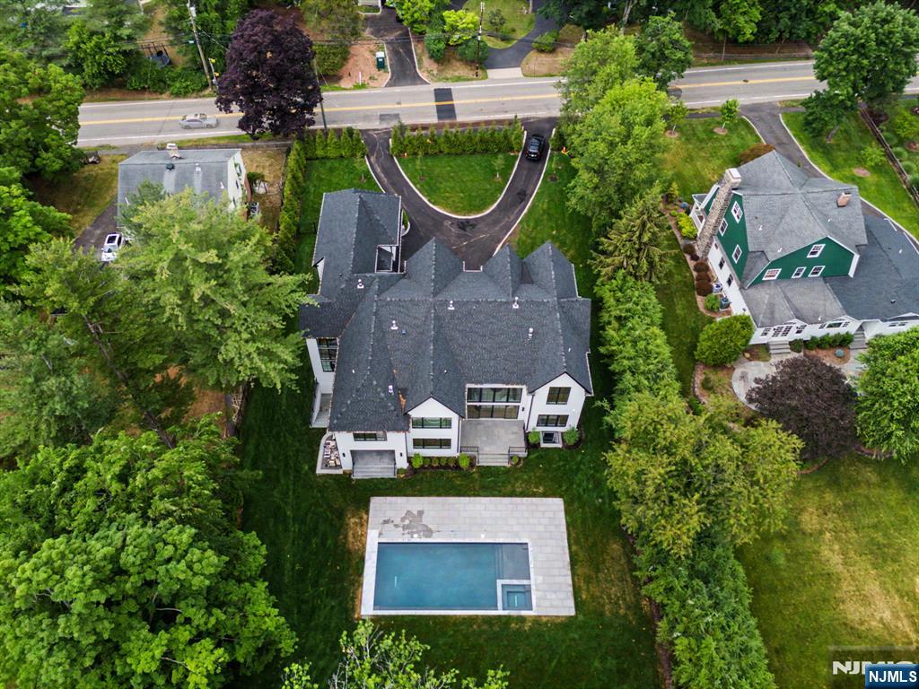 592 Piermont Rd, Demarest, NJ, 07627, USA, 7 Bedrooms Bedrooms, ,8 BathroomsBathrooms,Residential,Contingent,592 Piermont Rd,25042760