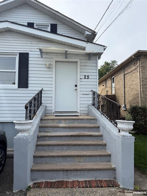 Photo for 25 Henry Street 1
