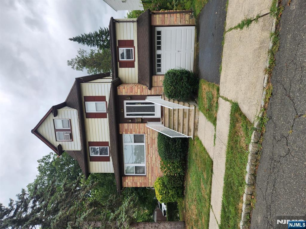 99 Cresskill Avenue