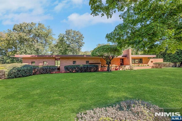 170 PULIS AVE, FRANKLIN LAKES, NJ 07417 - Image 4969ff3ffed9b41b930680ff16eb5e37/1571914929