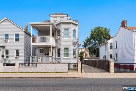 Photo for 128-130 Redwood Avenue