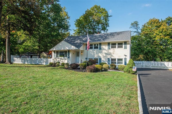 30 TERRY DR, MORRISTOWN, NJ 07960 - Image 4c200d08690d0c1900f34ee802e33bfd/445048116