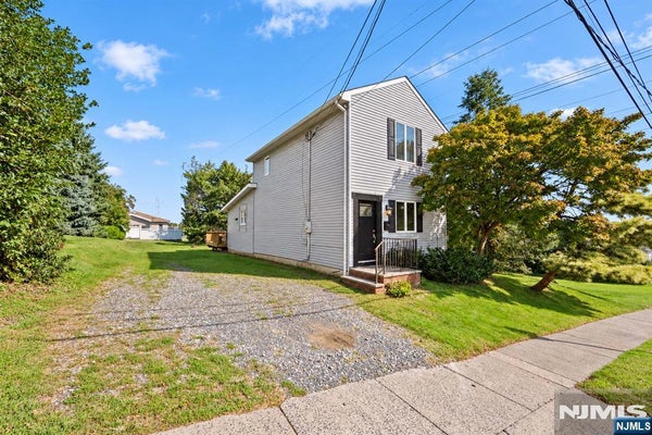 54 FISCHER AVE, NUTLEY, NJ 07110 - Image 4c871f660f970d36b1efaeadb2d90c15/1860931252