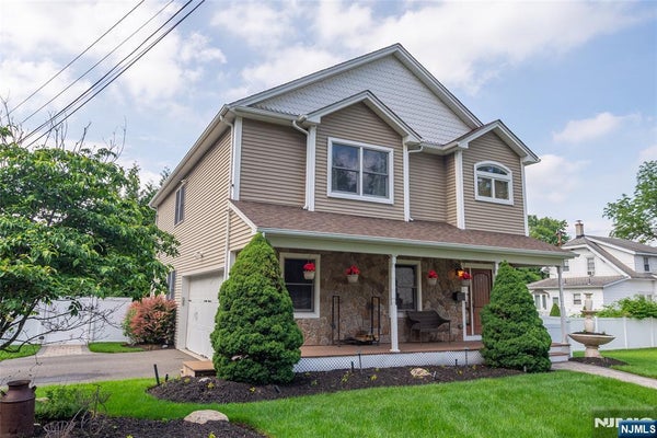 4 KINGSBERRY AVE, WESTWOOD, NJ 07675 - Image 4e53da96f8e3cd1f25df9d43da1a3f72/3940066191
