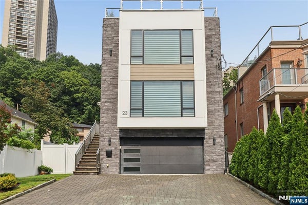 23 LASHER LN, EDGEWATER, NJ 07020 - Image 4f2f8141f63e5058bdb4d965c4eb9d71/3084635272