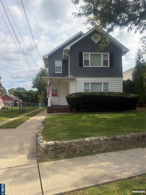 Photo for 25 E Gouverneur Avenue 1