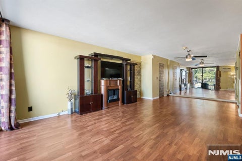 Photo for 462 Liberty Street 206