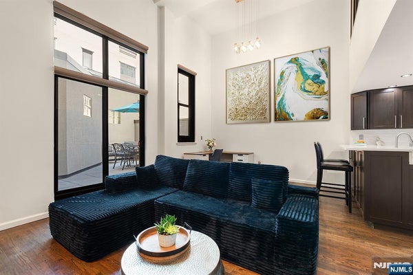 518 GREGORY AVE # 201, WEEHAWKEN, NJ 07086 - Image 521e8f0f21059b94d6a3f267dff6166c/2361237320