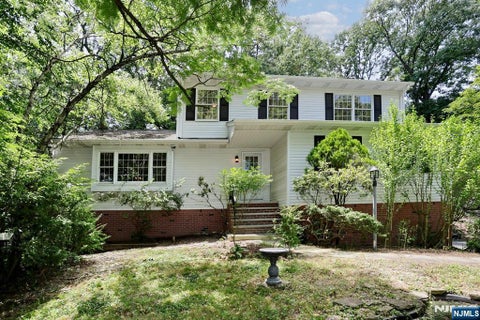 Photo for 33 Hillside Avenue